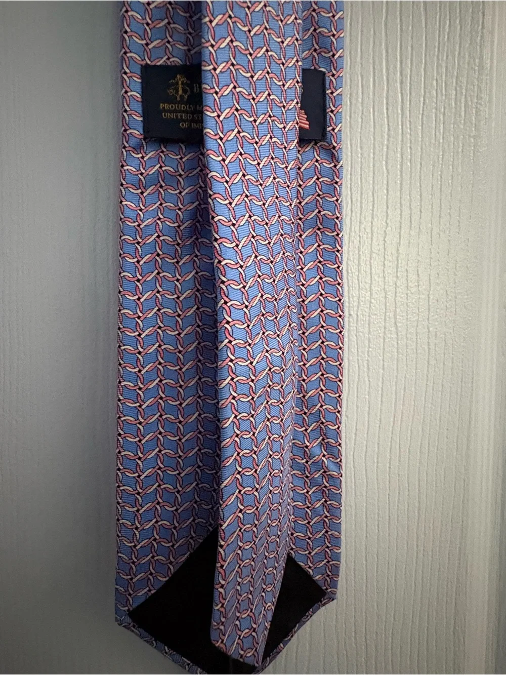 Brooks Brothers Blue and Pink Geometric Silk Tie